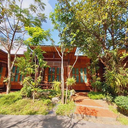 Areeya Phubeach Resort Wooden House Ban Chong Phli 외부 사진